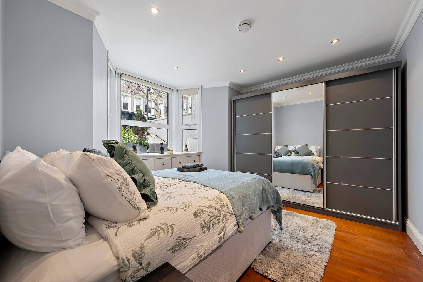 Bedroom at Pulat Ltd Short Lets & Serviced Accommodation