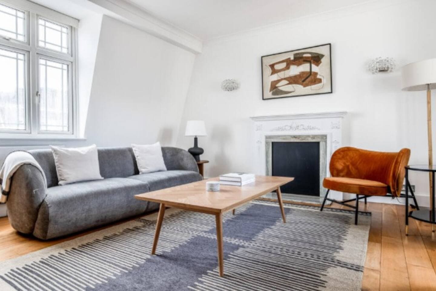 Lounge at Pulat Ltd Short Lets & Serviced Accommodation